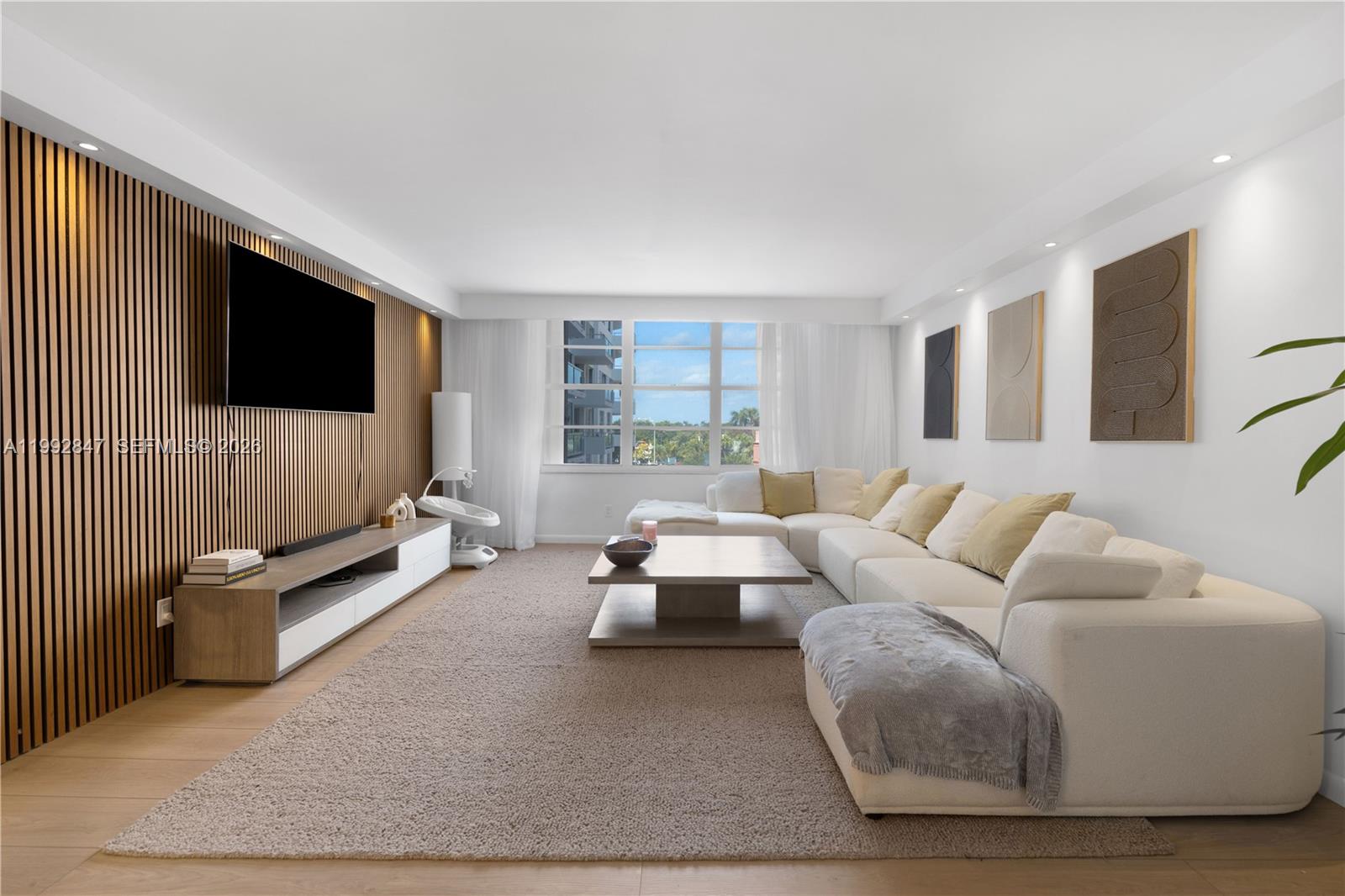 5161 Collins Ave #410, Miami Beach FL 33140
