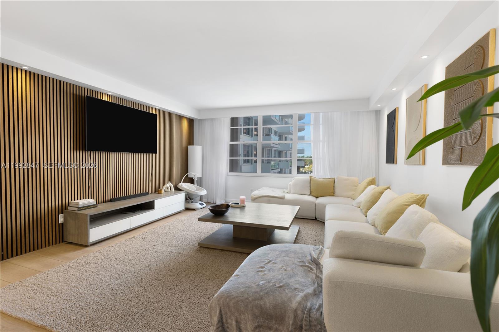 5161 Collins Ave #410, Miami Beach FL 33140