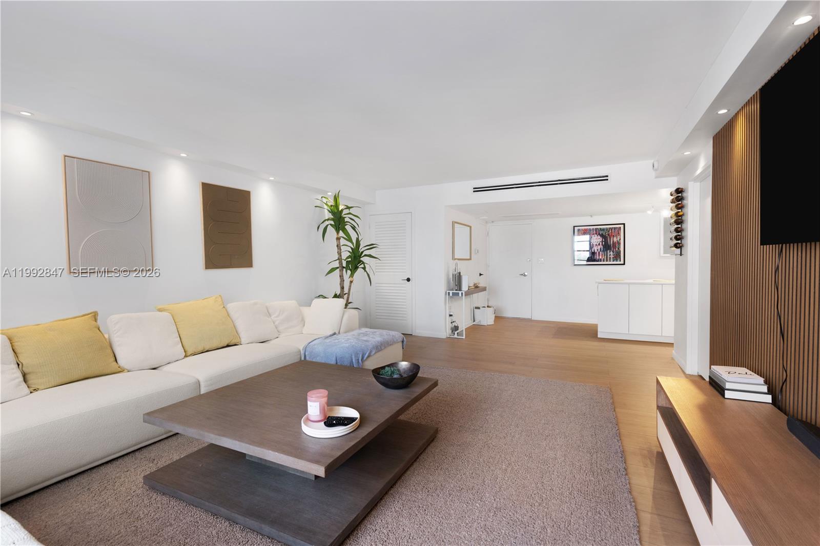 5161 Collins Ave #410, Miami Beach FL 33140