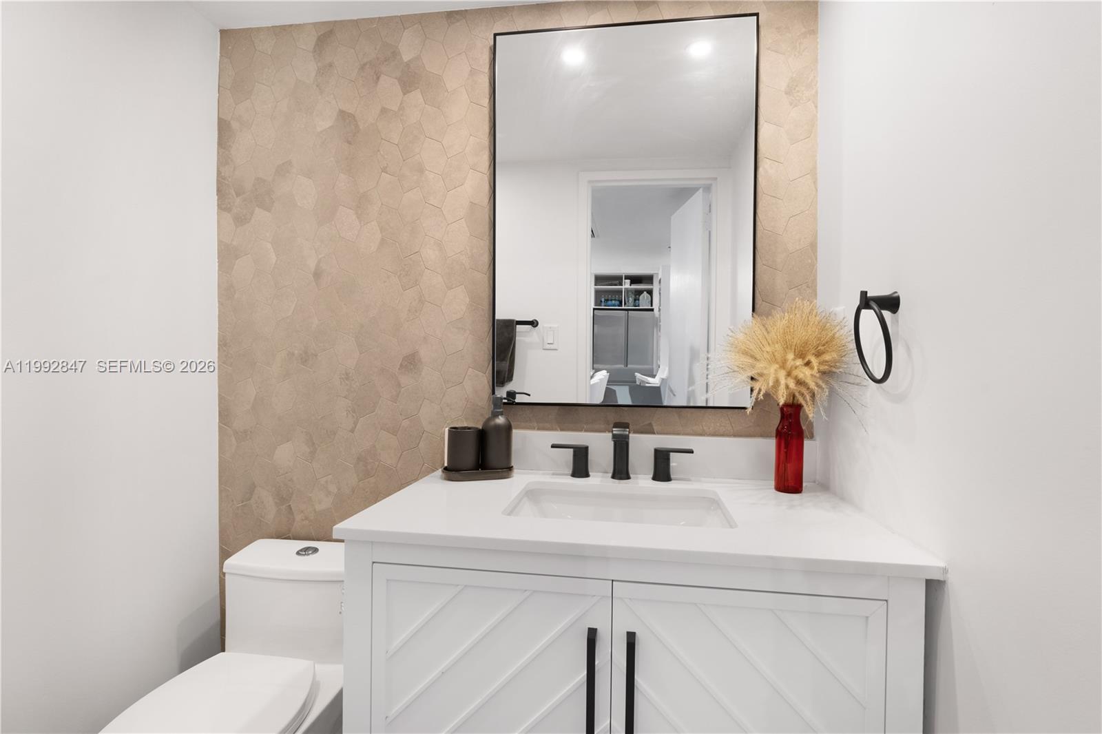 5161 Collins Ave #410, Miami Beach FL 33140