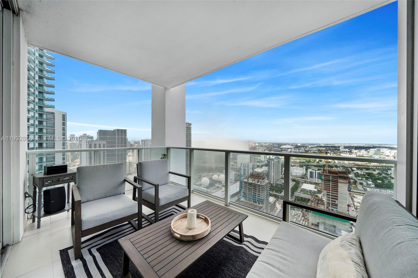 1040 Biscayne Blvd #PH-4607, Miami FL 33132