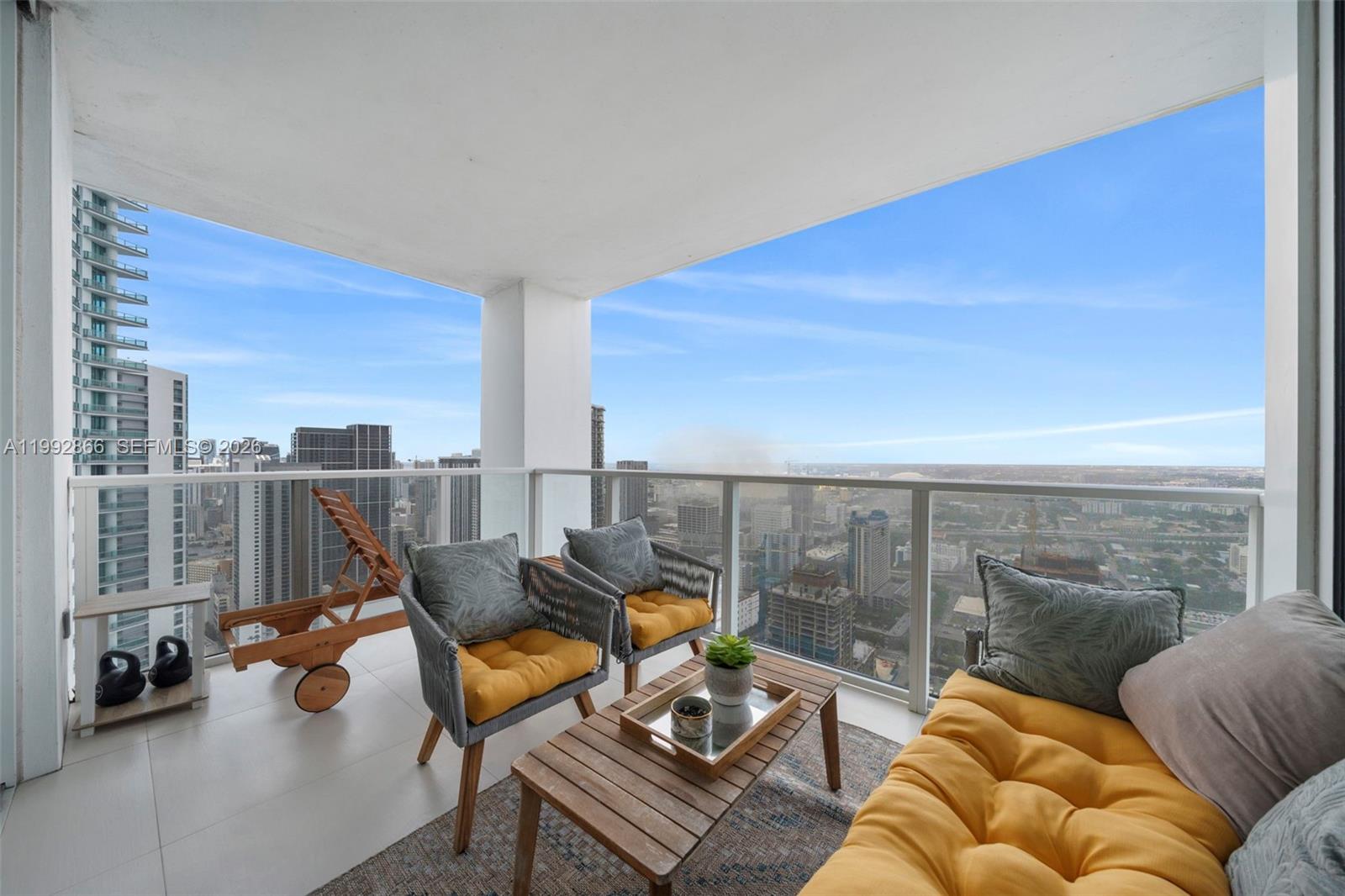 1040 Biscayne Blvd #PH-4607, Miami FL 33132