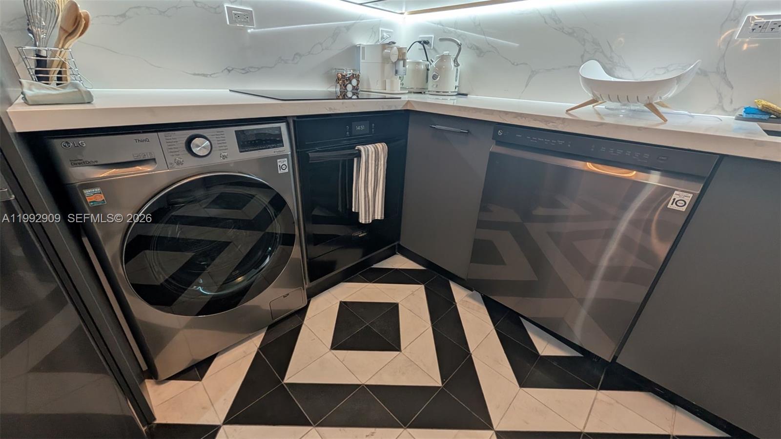 1500 Bay Rd #822S, Miami Beach FL 33139
