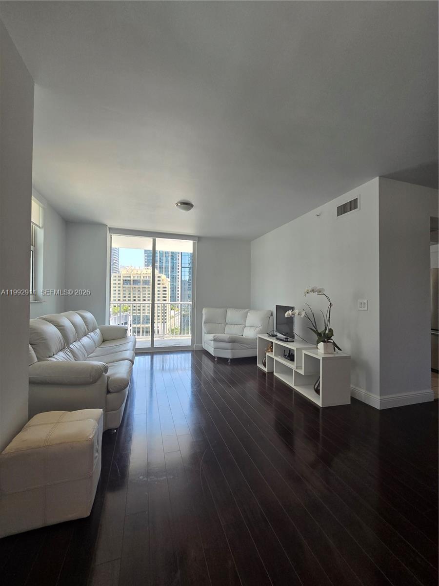 1250 S Miami Ave #1514, Miami FL 33130