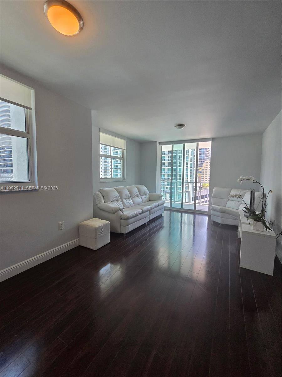 1250 S Miami Ave #1514, Miami FL 33130