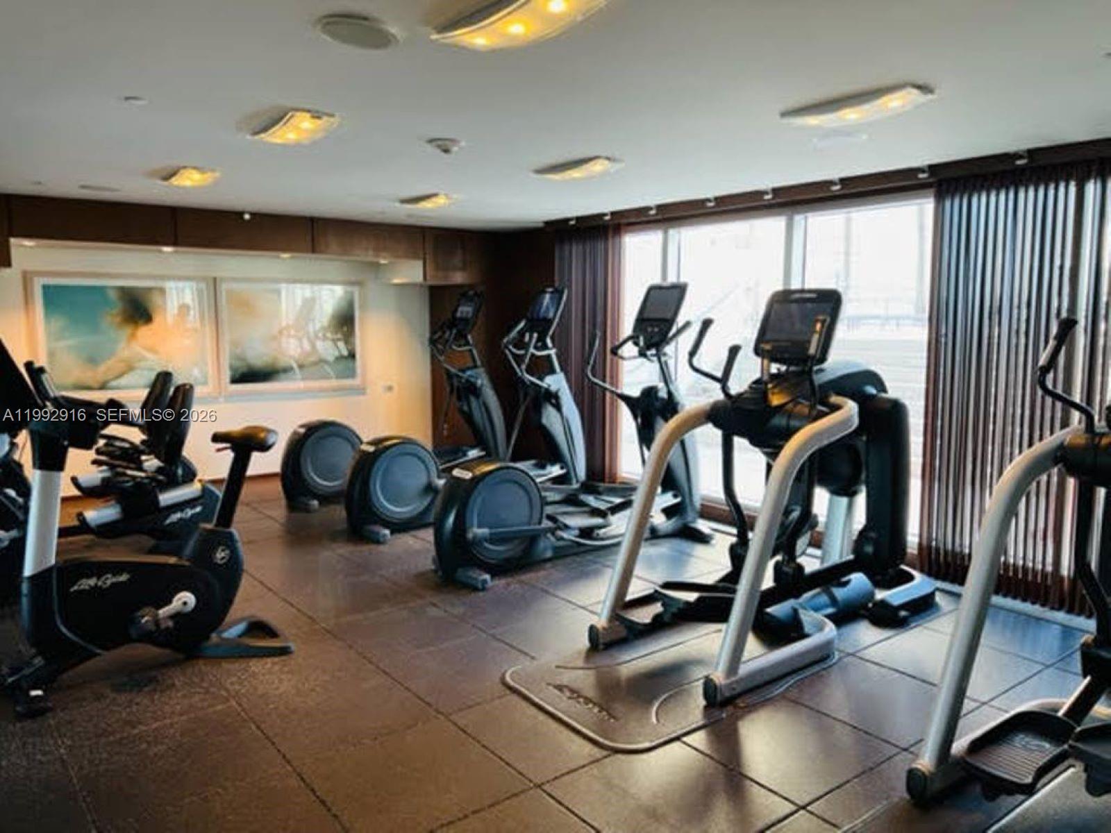 335 S Biscayne Blvd #2406, Miami FL 33131
