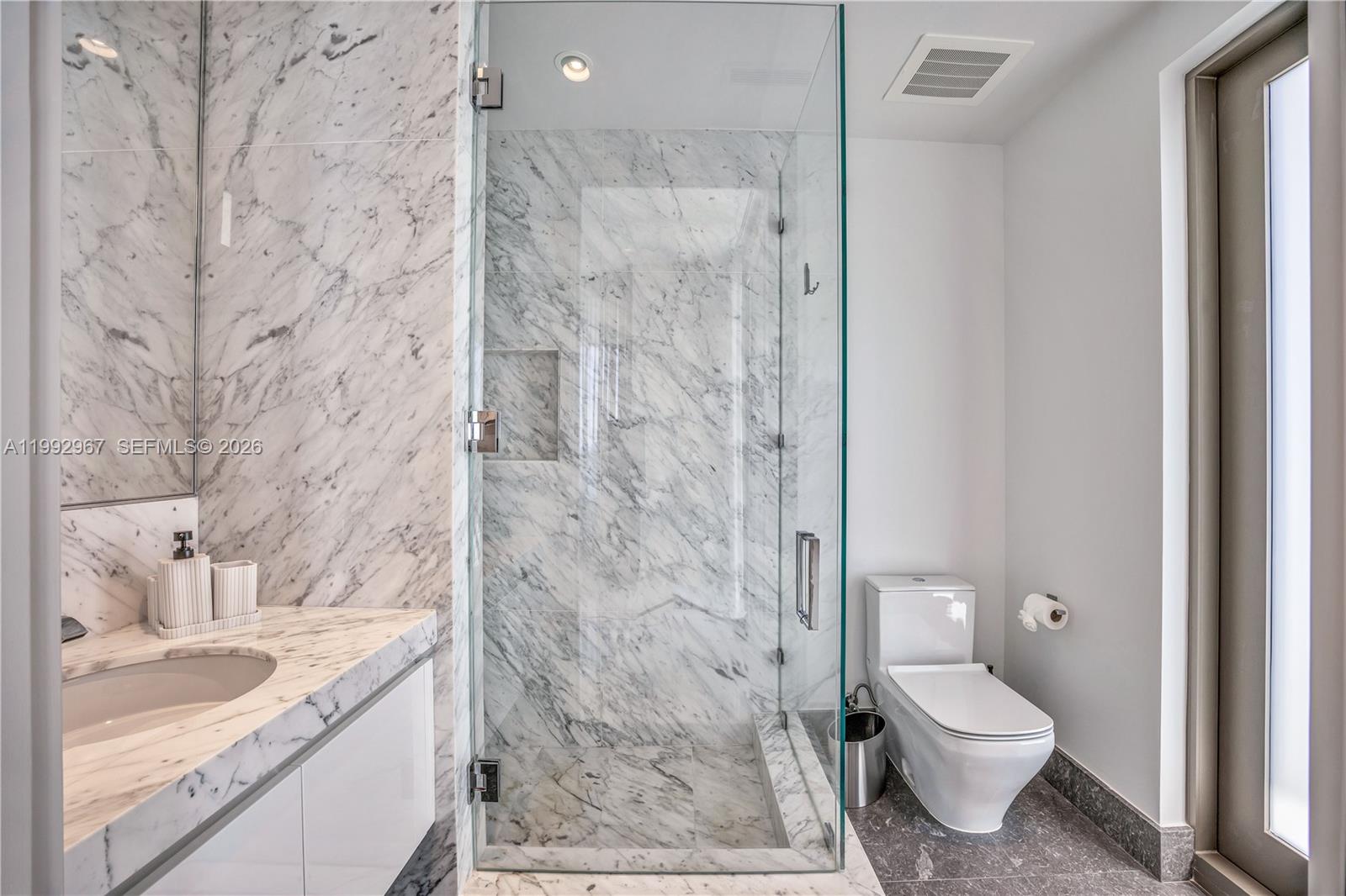 17901 Collins Ave #2404, Sunny Isles Beach FL 33160
