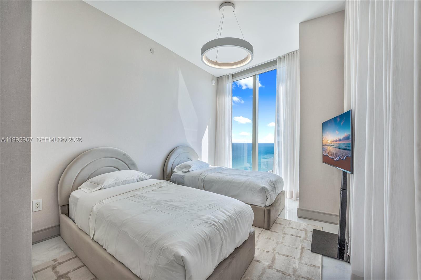 17901 Collins Ave #2404, Sunny Isles Beach FL 33160