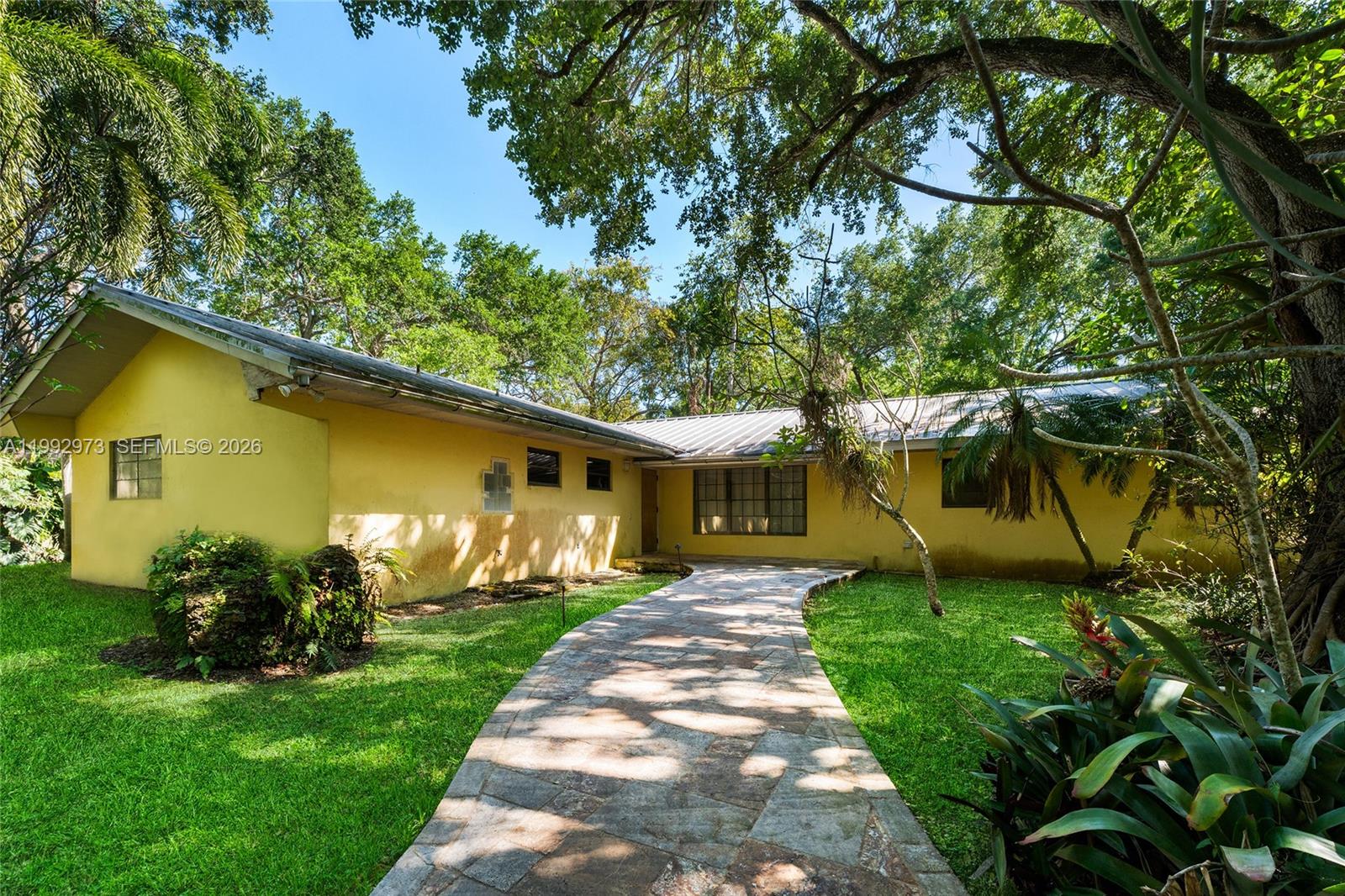 15000 SW 200th St, Miami FL 33187