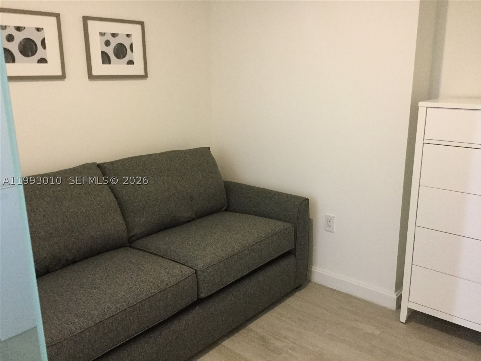 55 SW 9th St #1905, Miami FL 33130