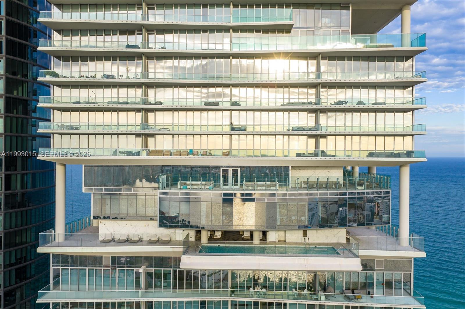 18501 Collins Ave #2504, Sunny Isles Beach FL 33160