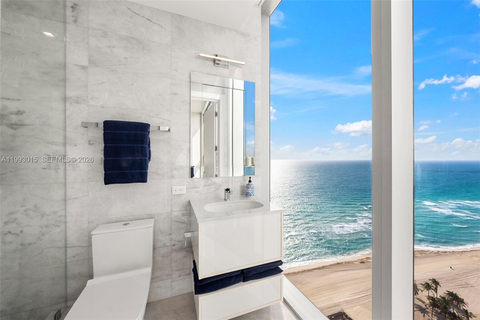 18501 Collins Ave #2504, Sunny Isles Beach FL 33160