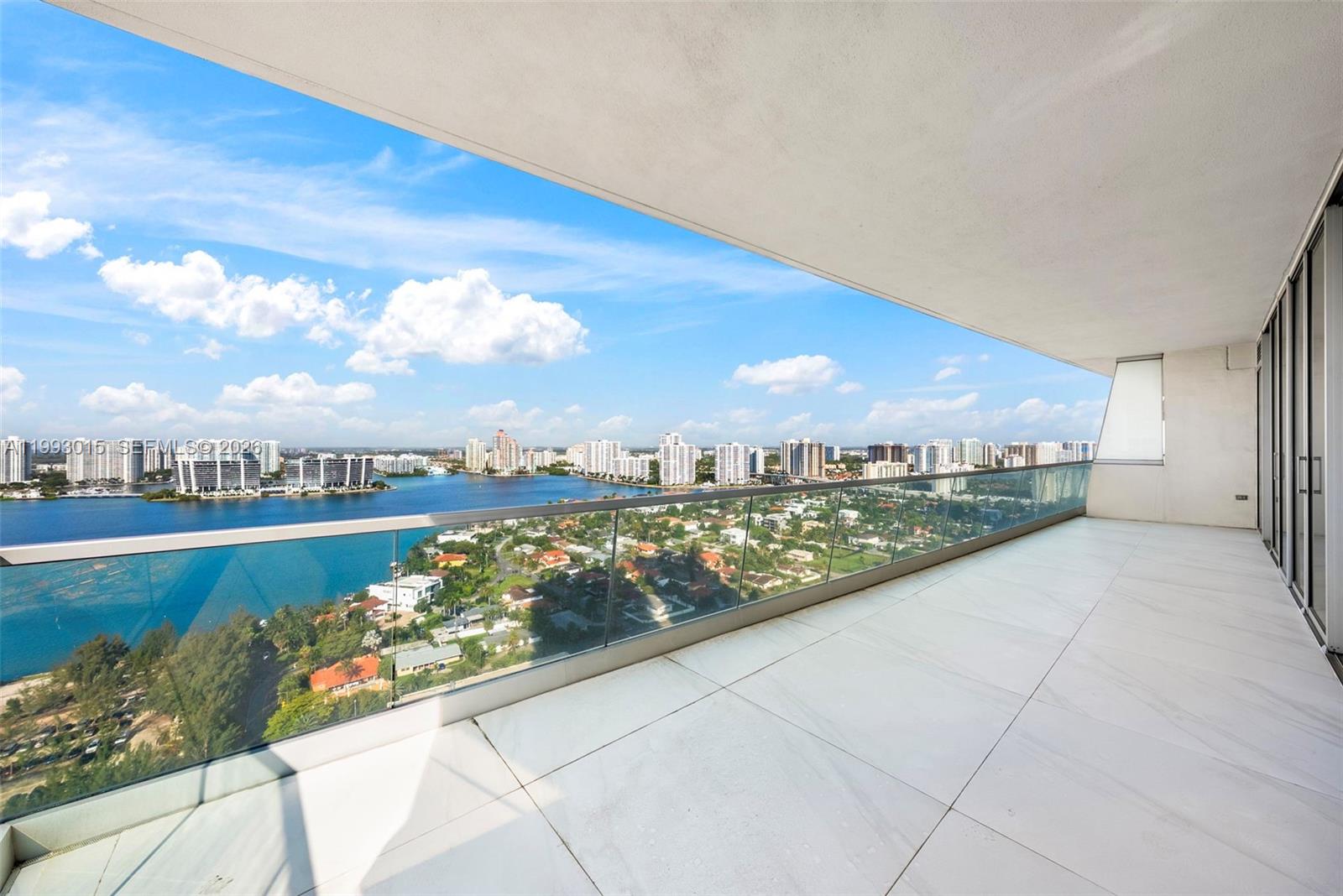 18501 Collins Ave #2504, Sunny Isles Beach FL 33160
