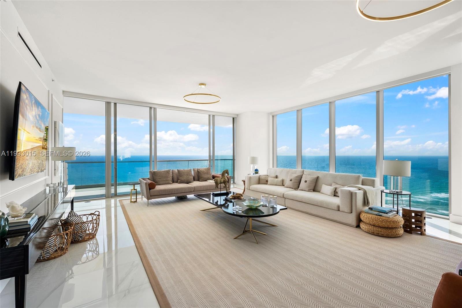 18501 Collins Ave #2504, Sunny Isles Beach FL 33160