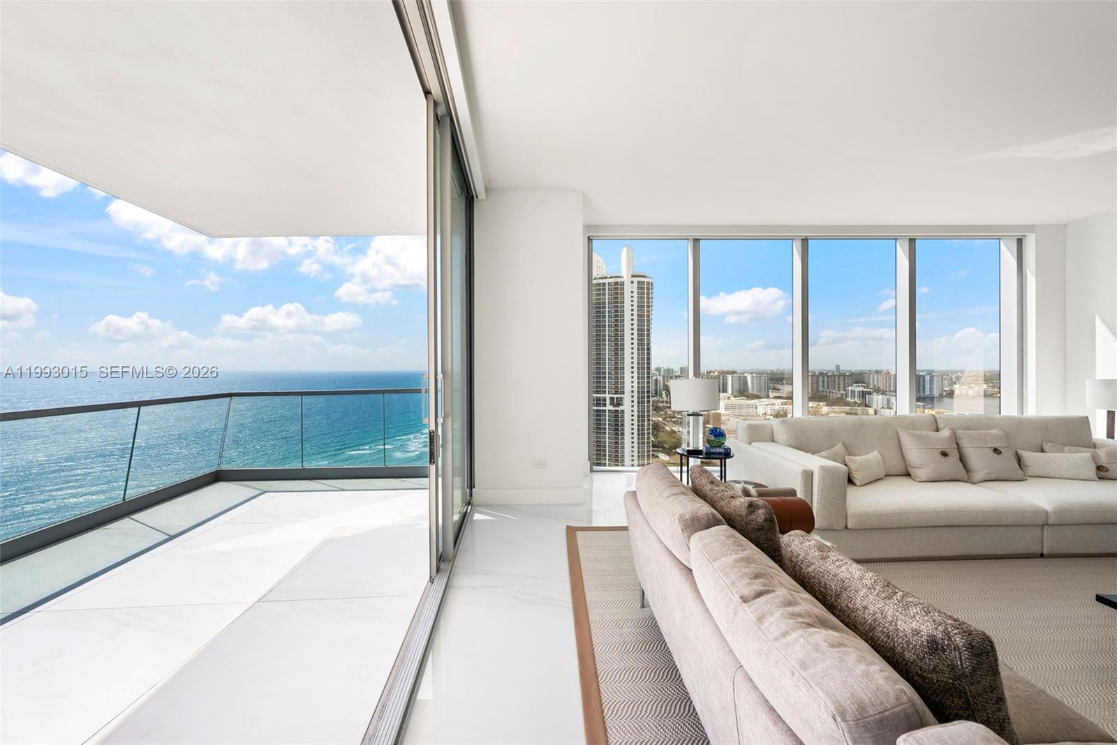 18501 Collins Ave #2504, Sunny Isles Beach FL 33160