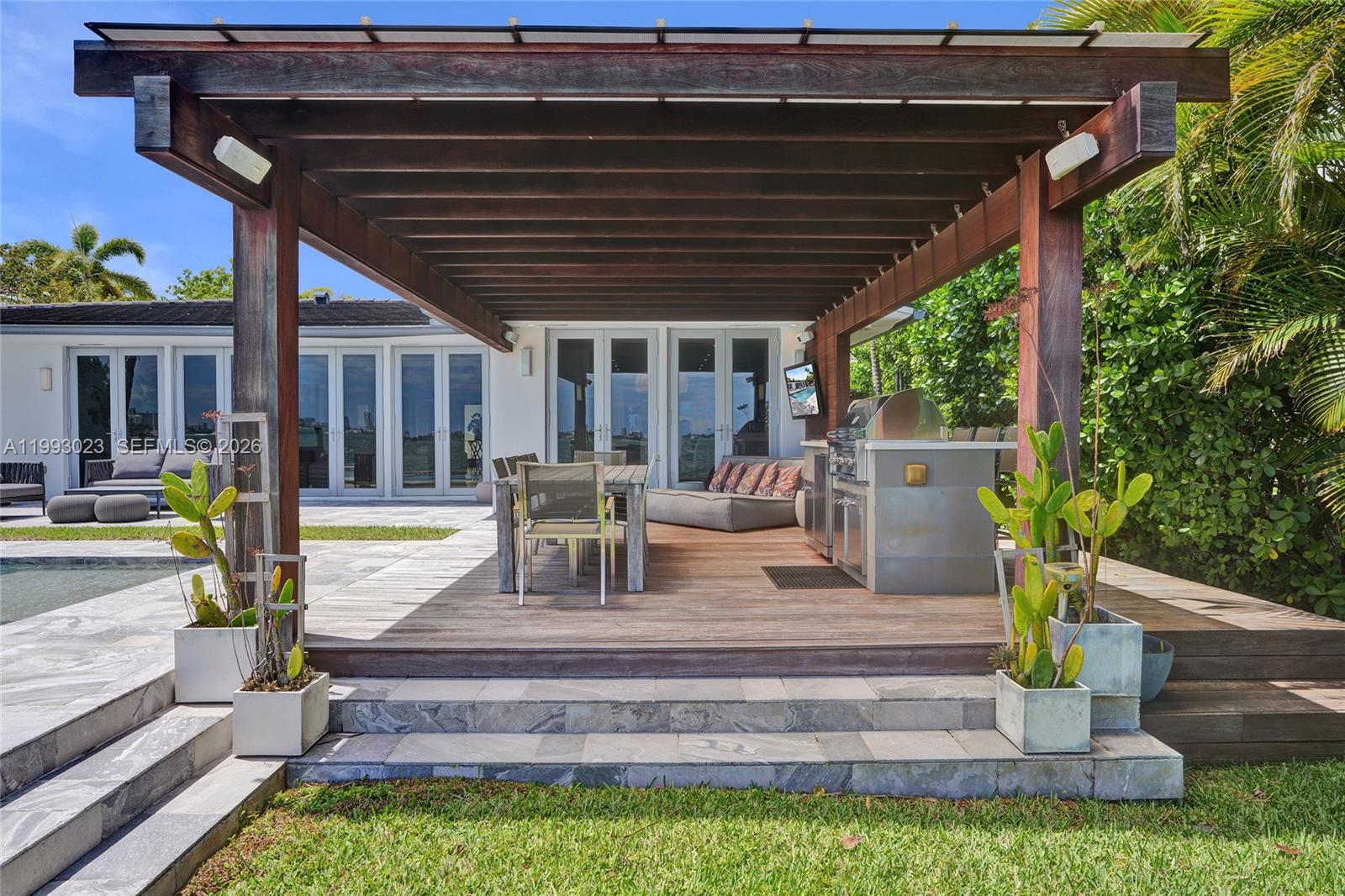 9301 N Bayshore Dr, Miami Shores FL 33138