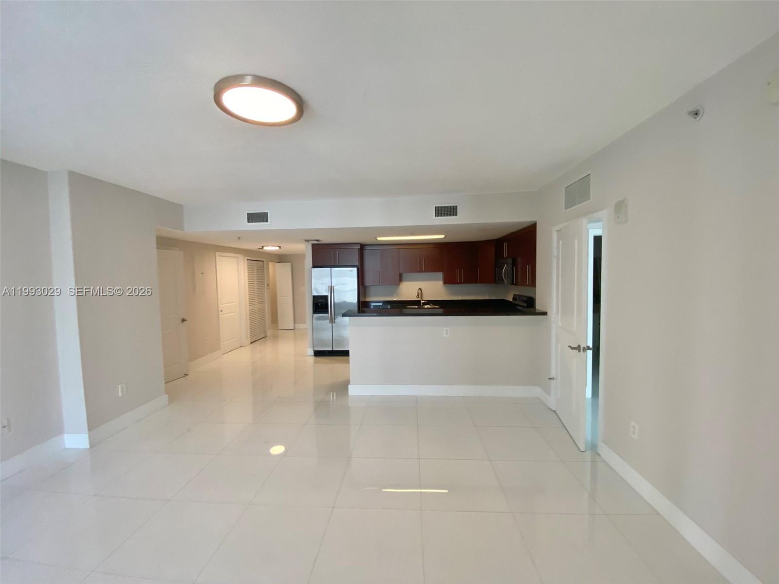 170 SE 14th St #2208, Miami FL 33131