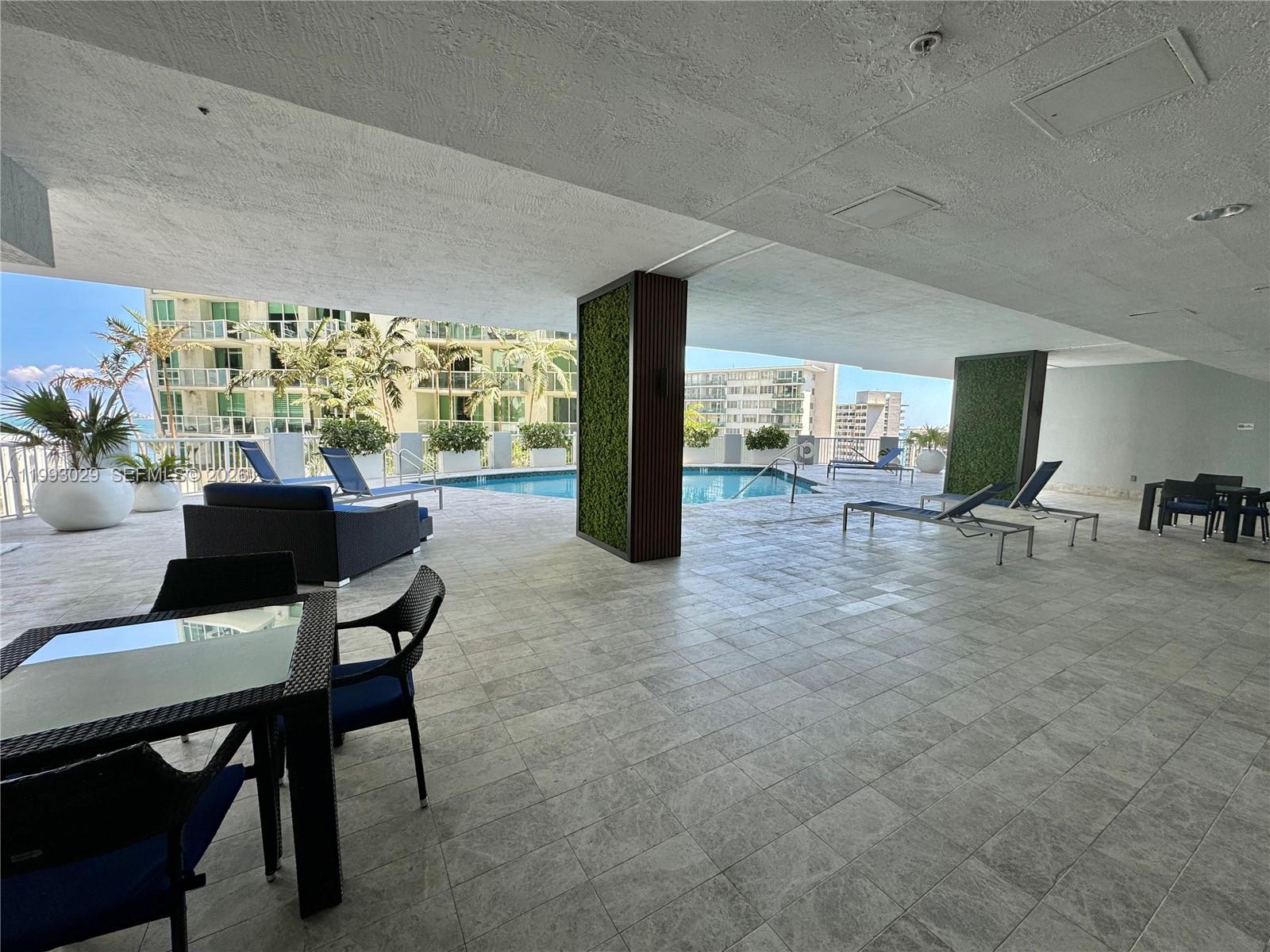 170 SE 14th St #2208, Miami FL 33131