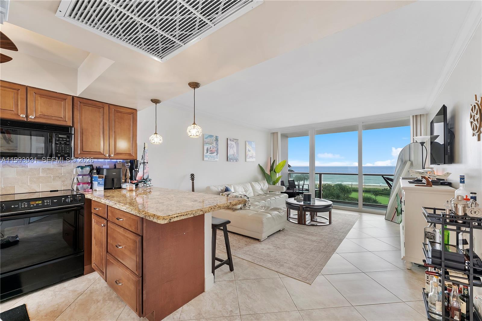 333 NE 21st Ave #608, Deerfield Beach FL 33441