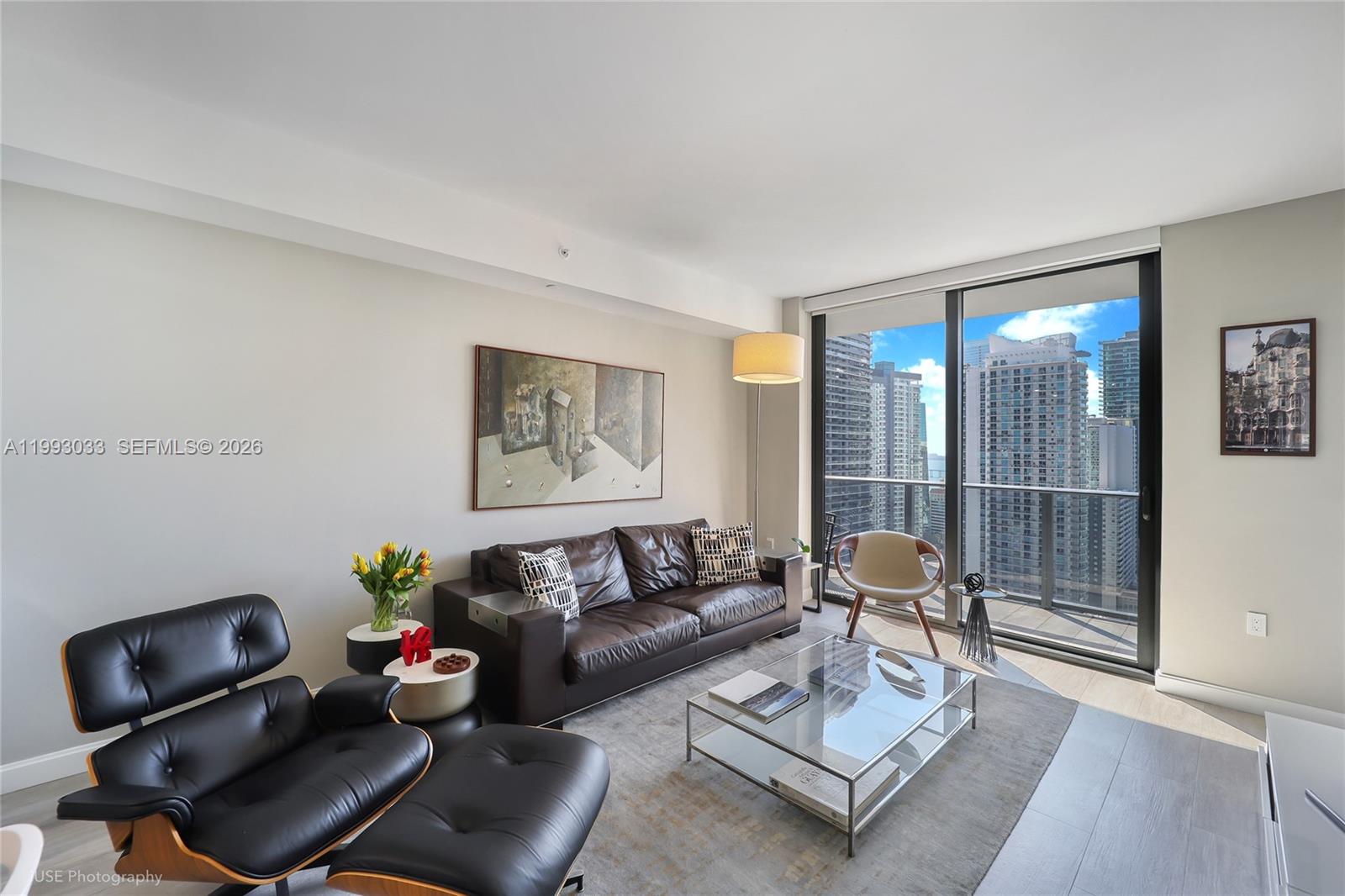55 SW 9th St #3004, Miami FL 33130