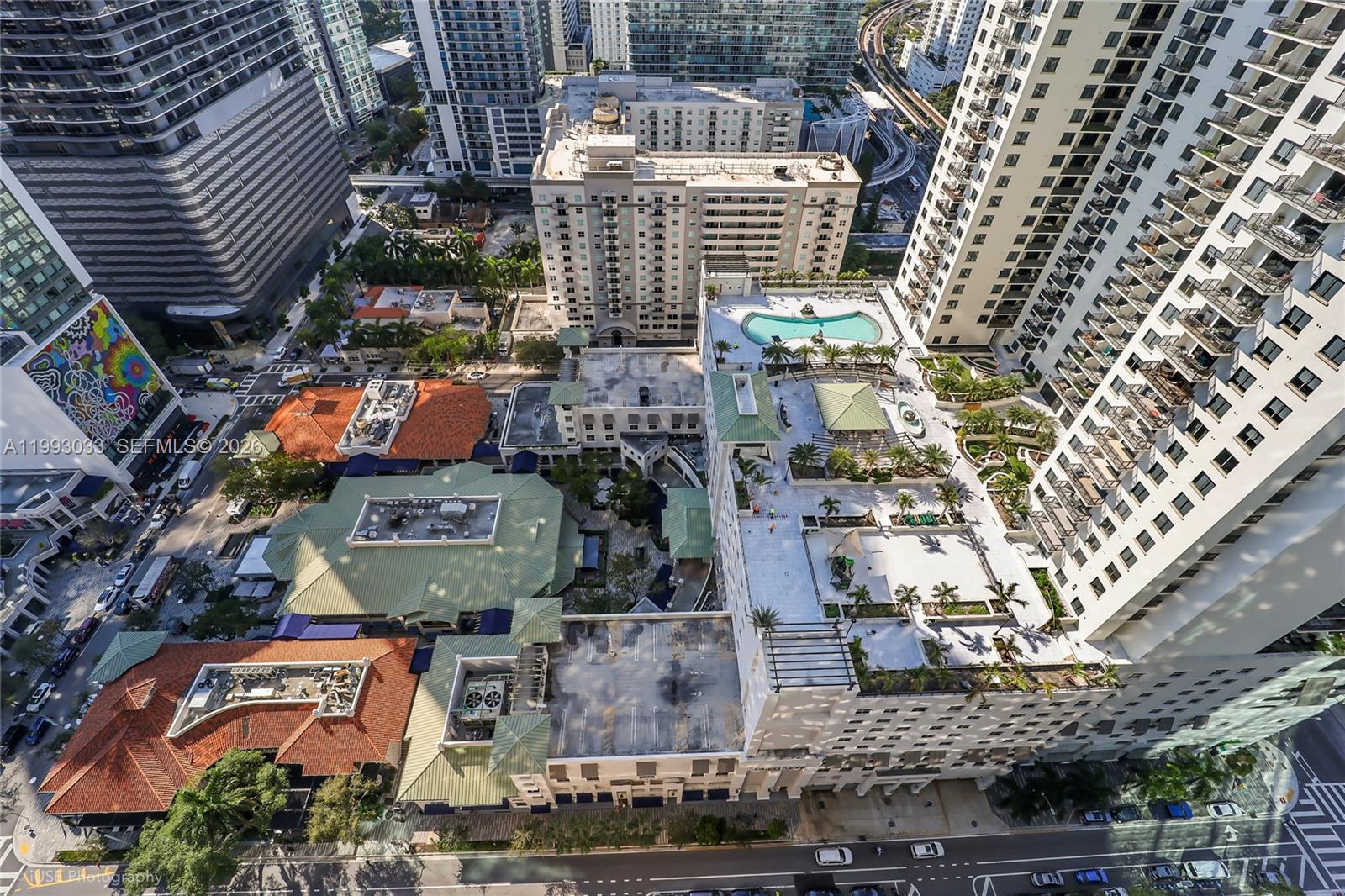 55 SW 9th St #3004, Miami FL 33130