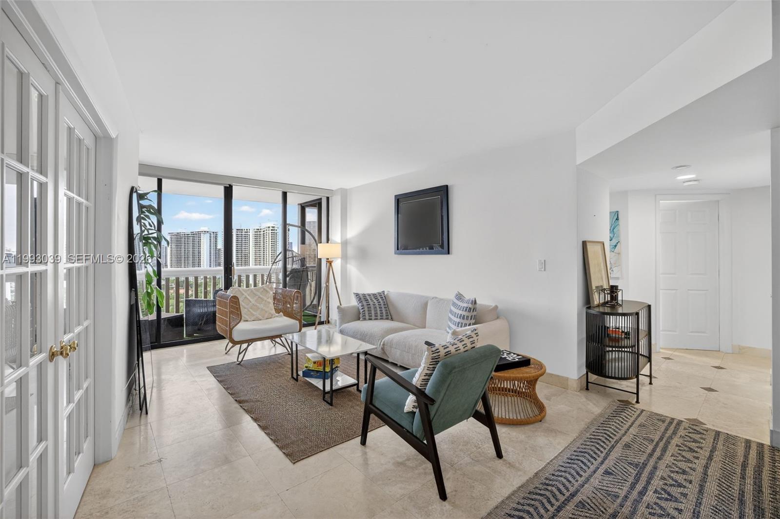 1000 Island Blvd #2105, Aventura FL 33160