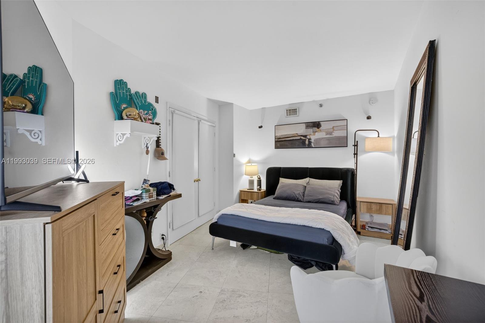 1000 Island Blvd #2105, Aventura FL 33160