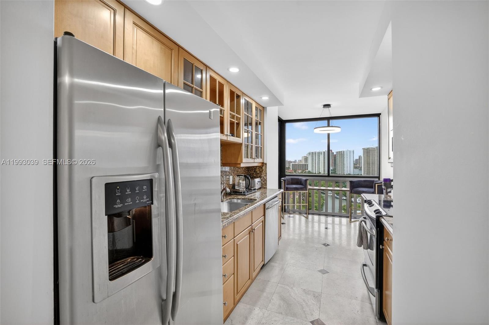 1000 Island Blvd #2105, Aventura FL 33160