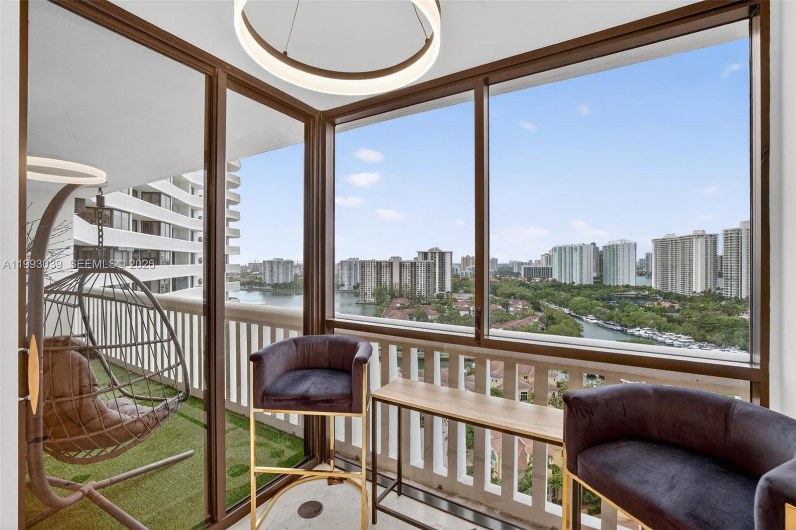1000 Island Blvd #2105, Aventura FL 33160