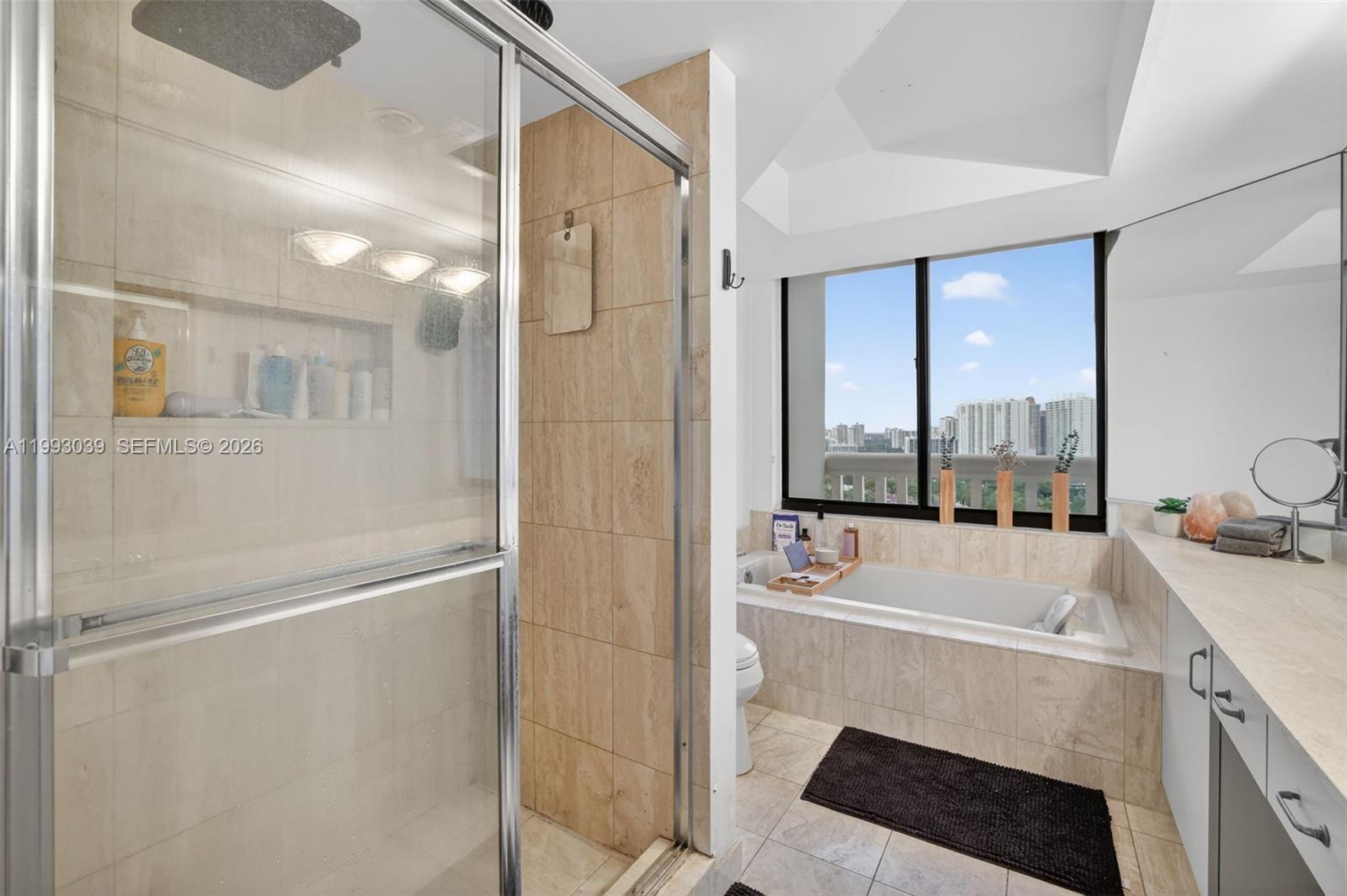 1000 Island Blvd #2105, Aventura FL 33160