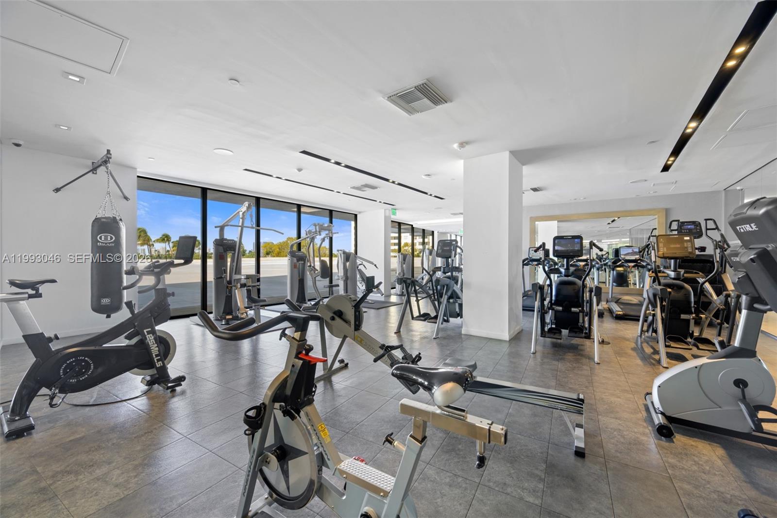 9 Island Ave #810, Miami Beach FL 33139