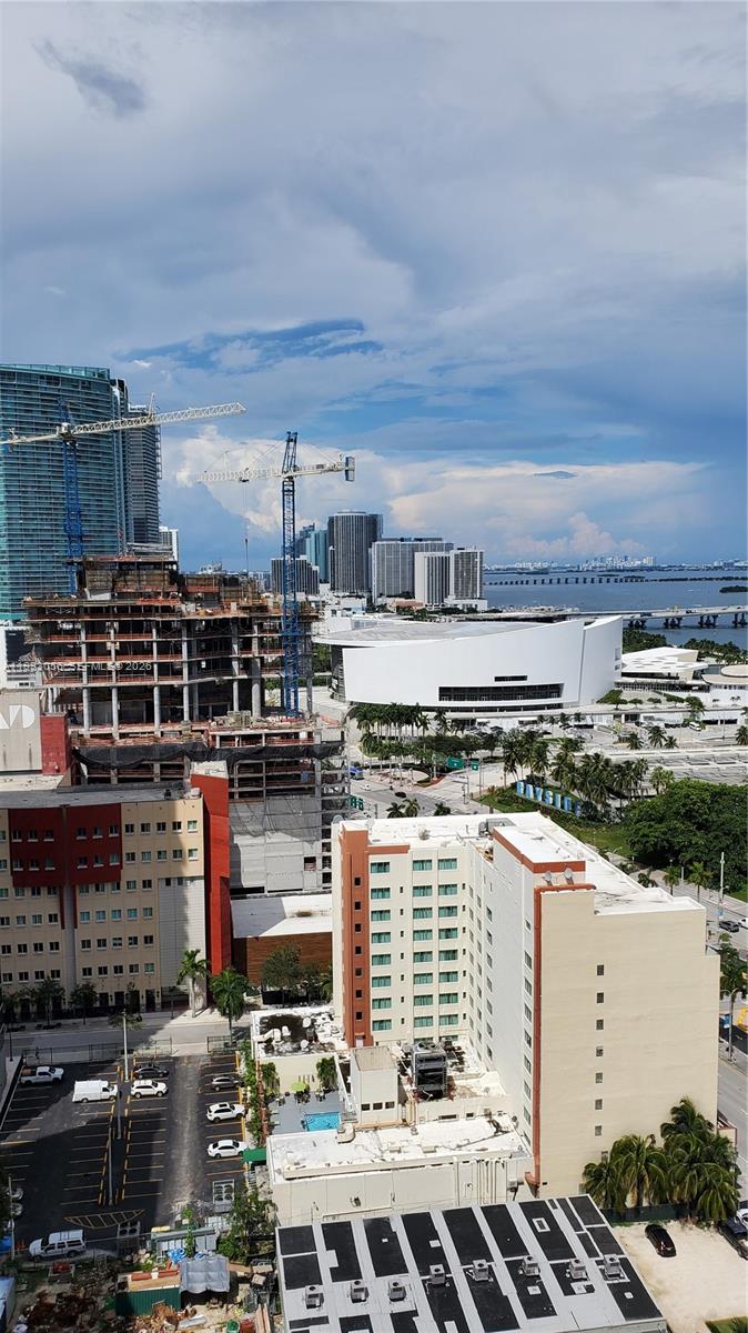 253 NE 2nd St #2301, Miami FL 33132