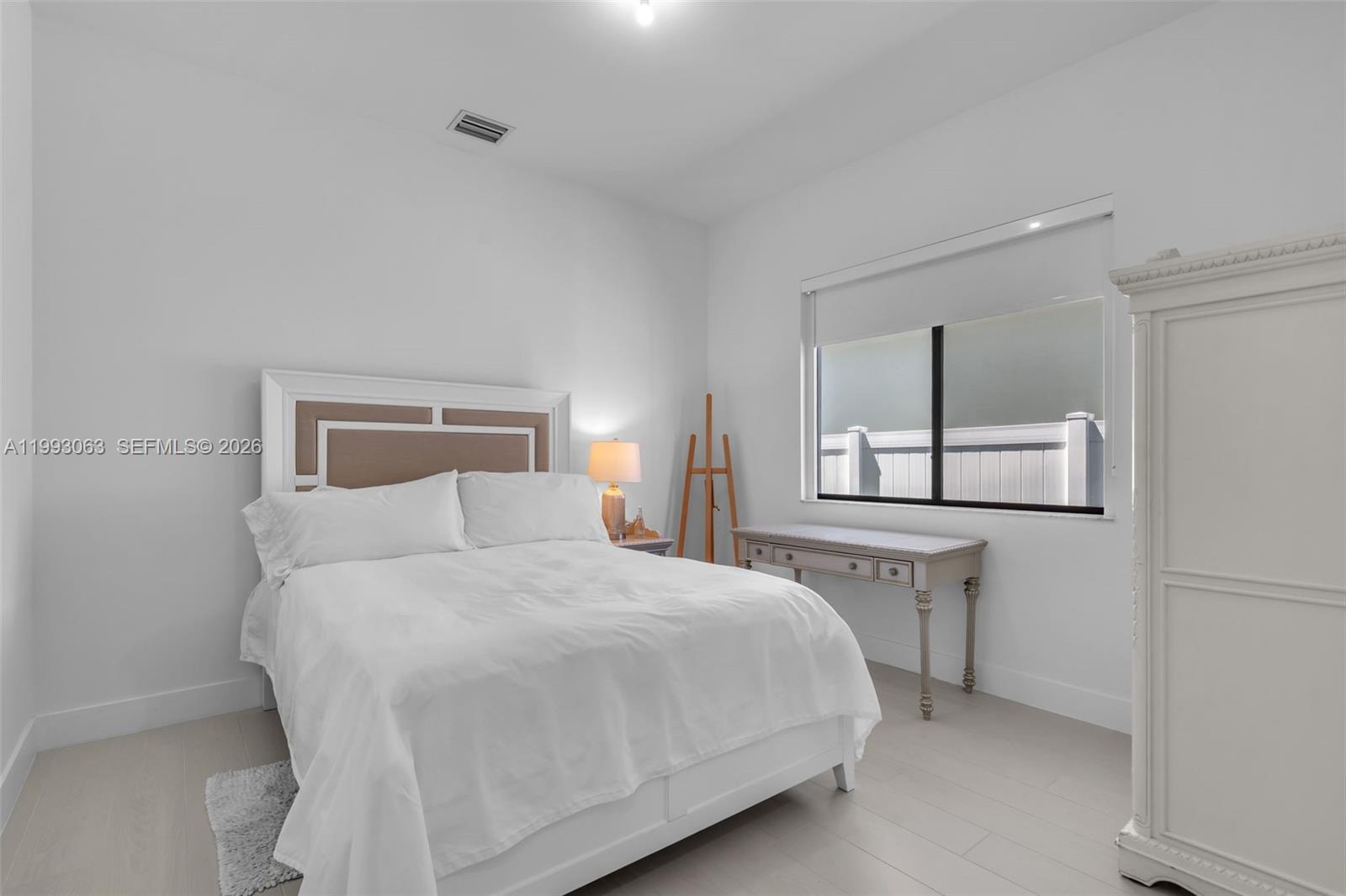 8019 NW 46th Ter, Doral FL 33166