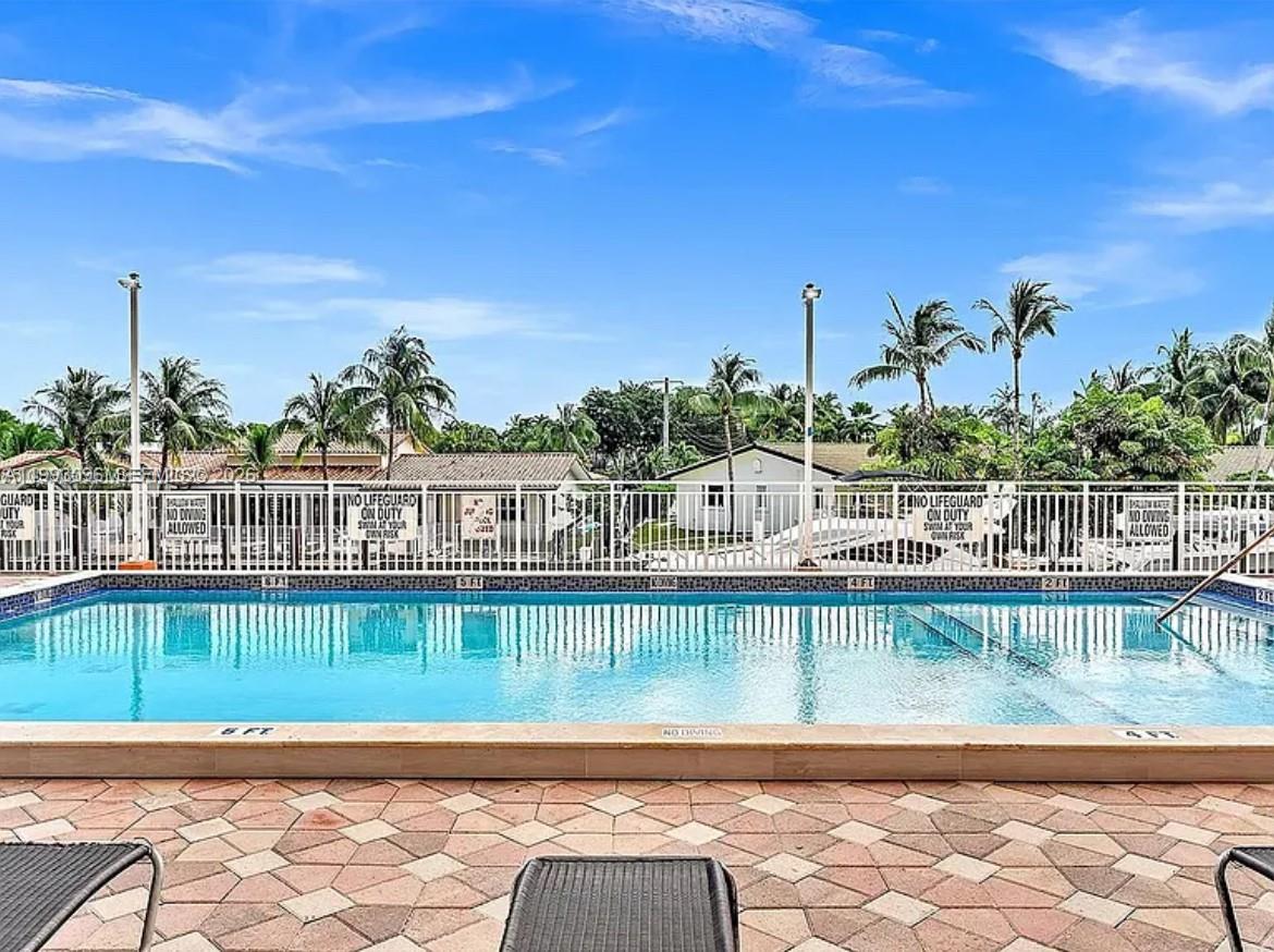 2450 NE 135th St #103, North Miami FL 33181