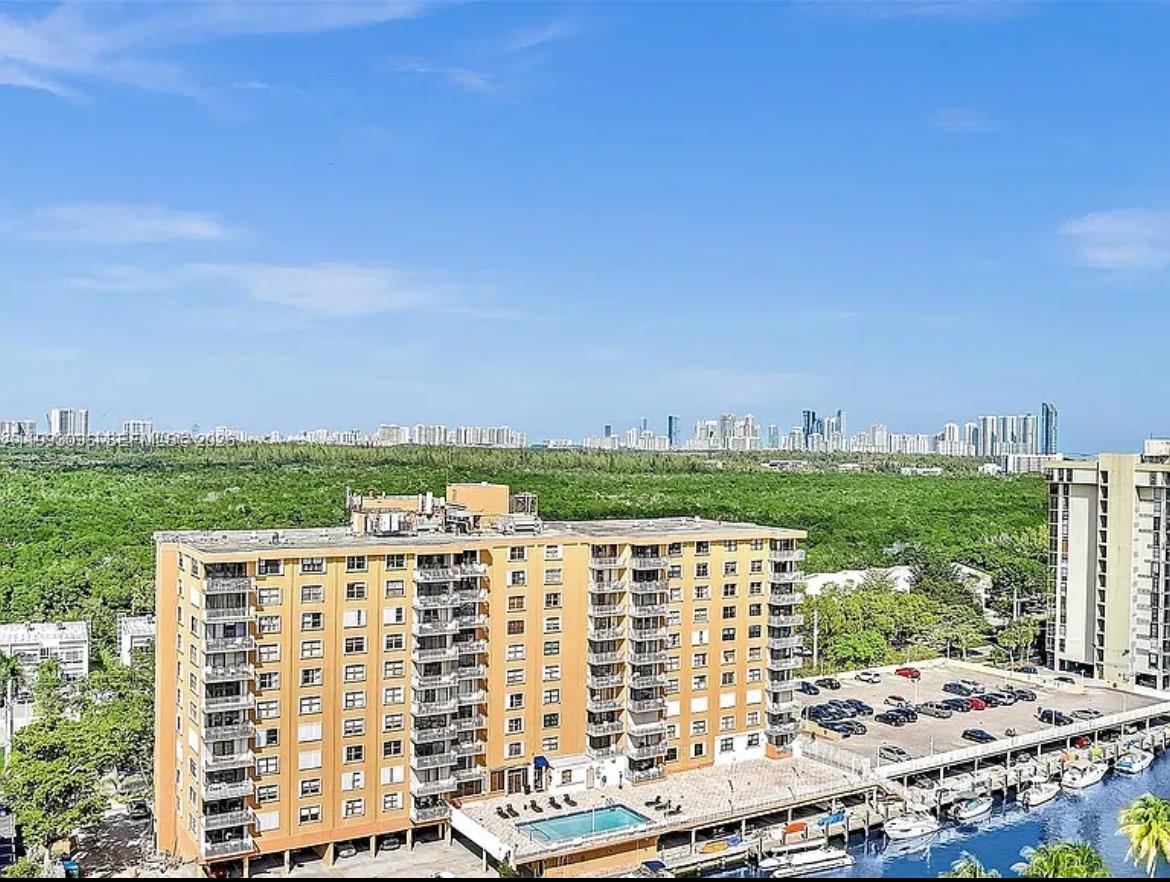 2450 NE 135th St #103, North Miami FL 33181