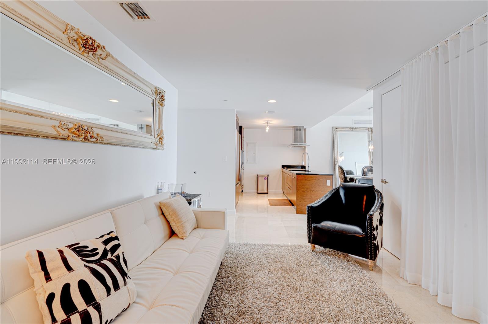 495 Brickell Ave #3505, Miami FL 33131