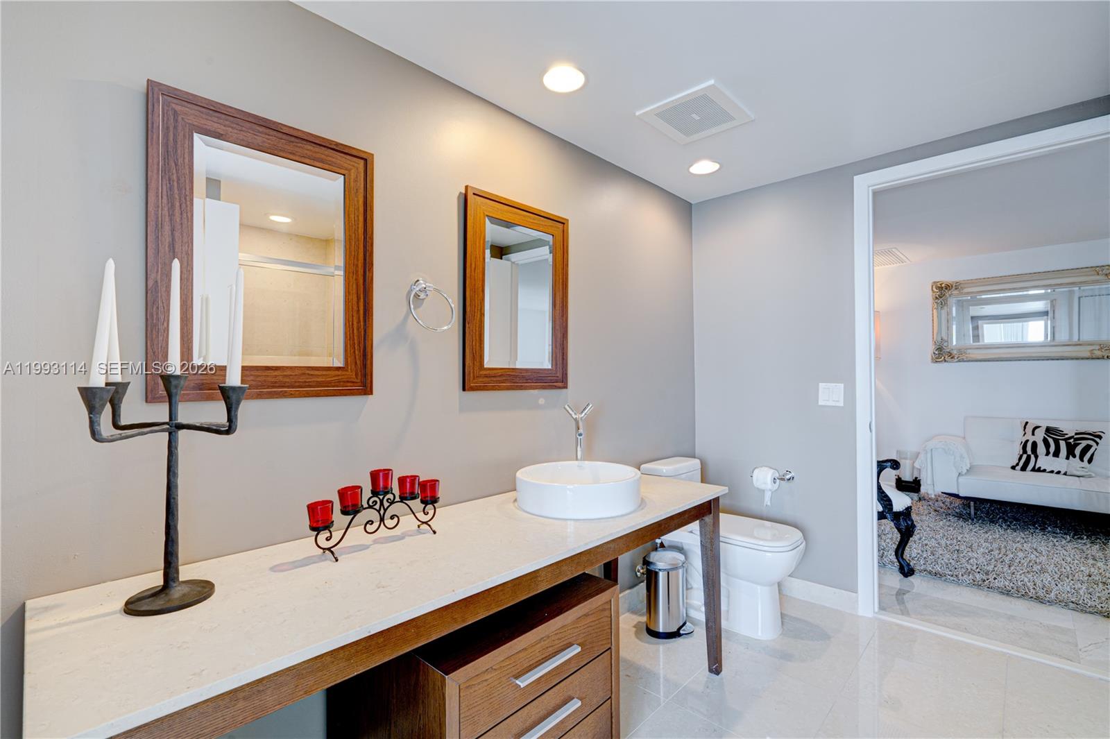 495 Brickell Ave #3505, Miami FL 33131