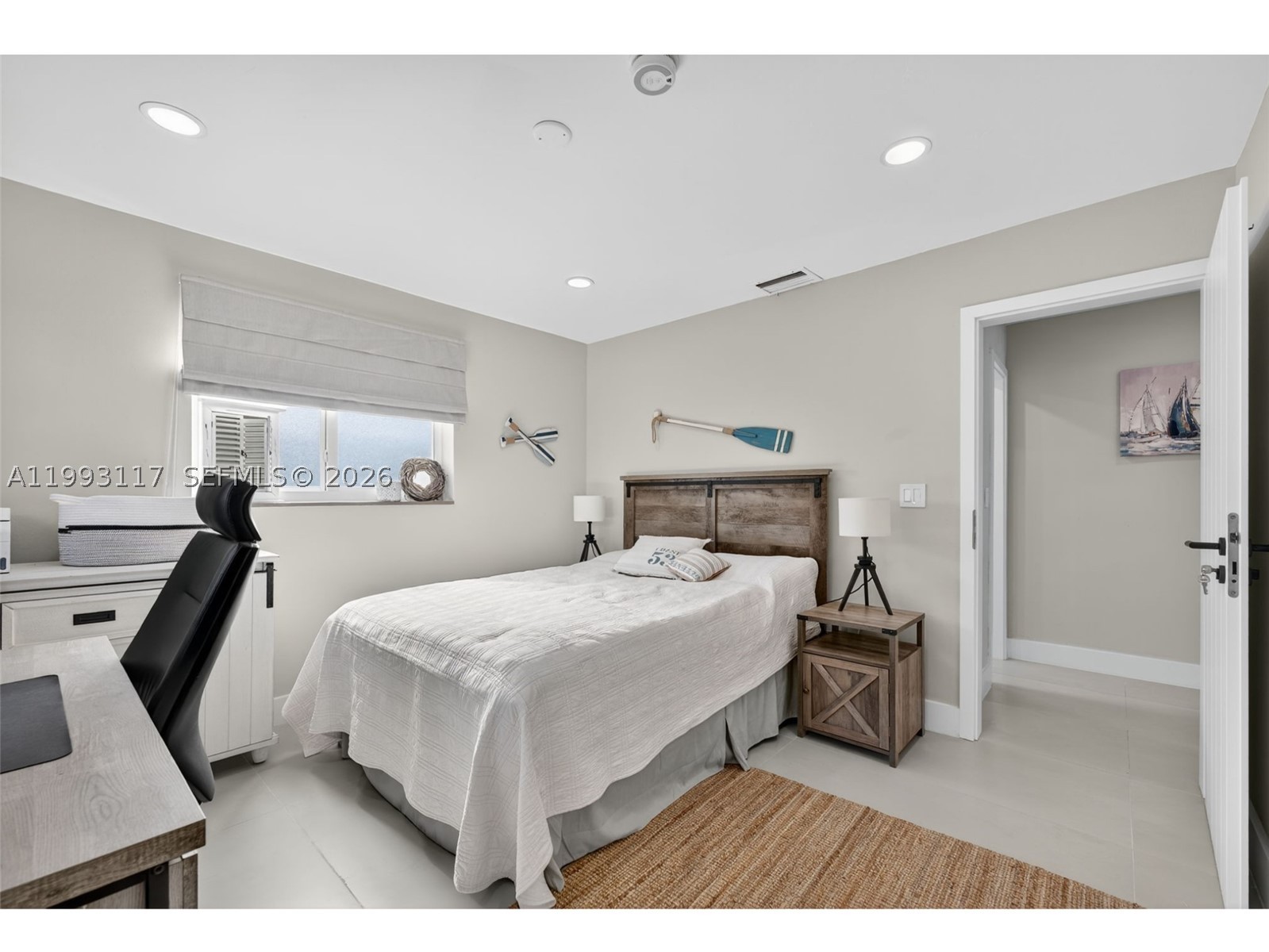 426 SE 3rd St, Dania Beach FL 33004