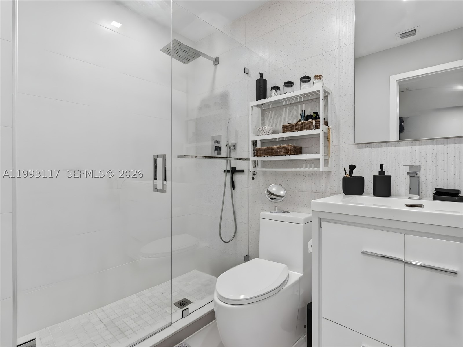 426 SE 3rd St, Dania Beach FL 33004