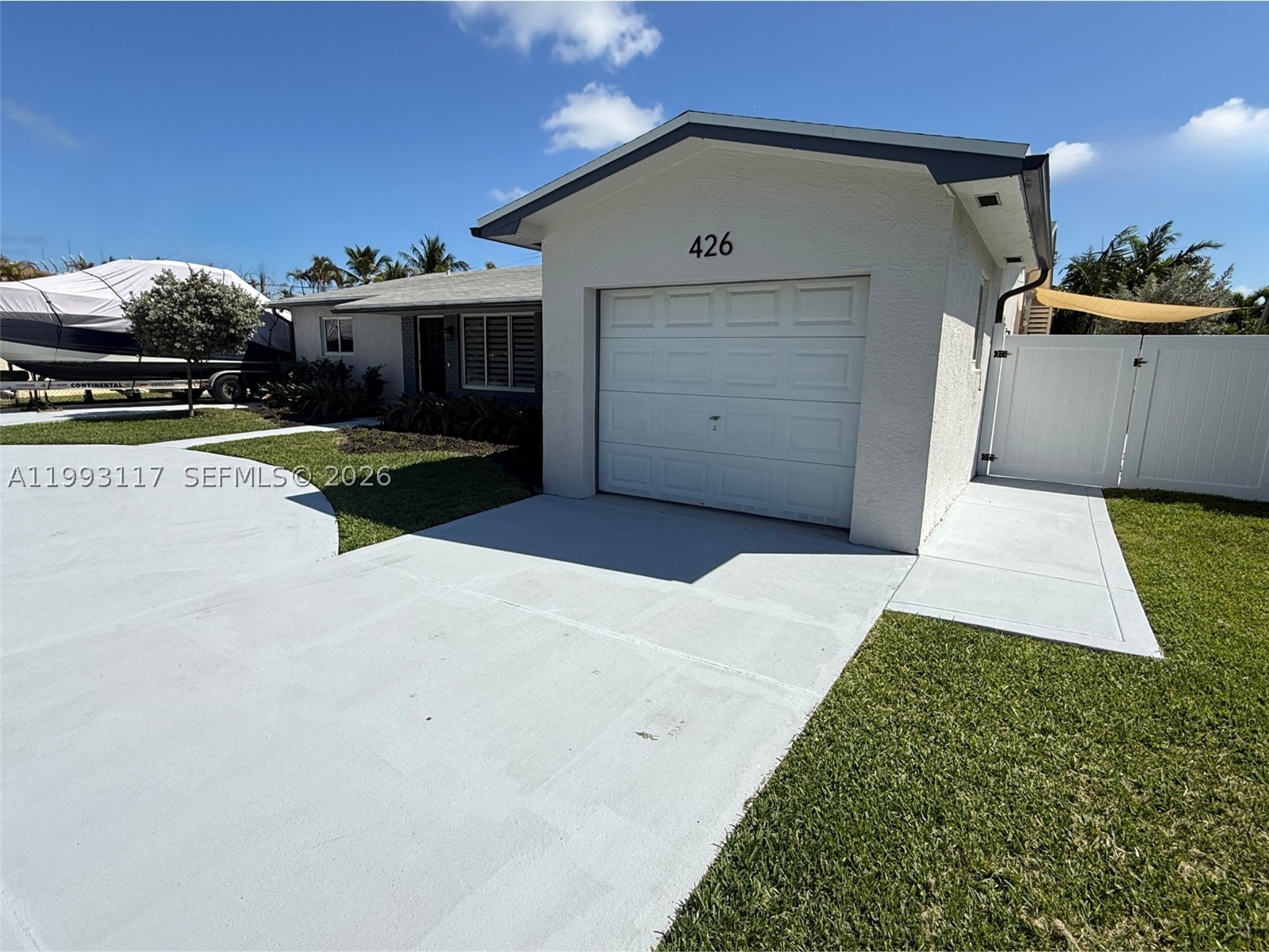 426 SE 3rd St, Dania Beach FL 33004