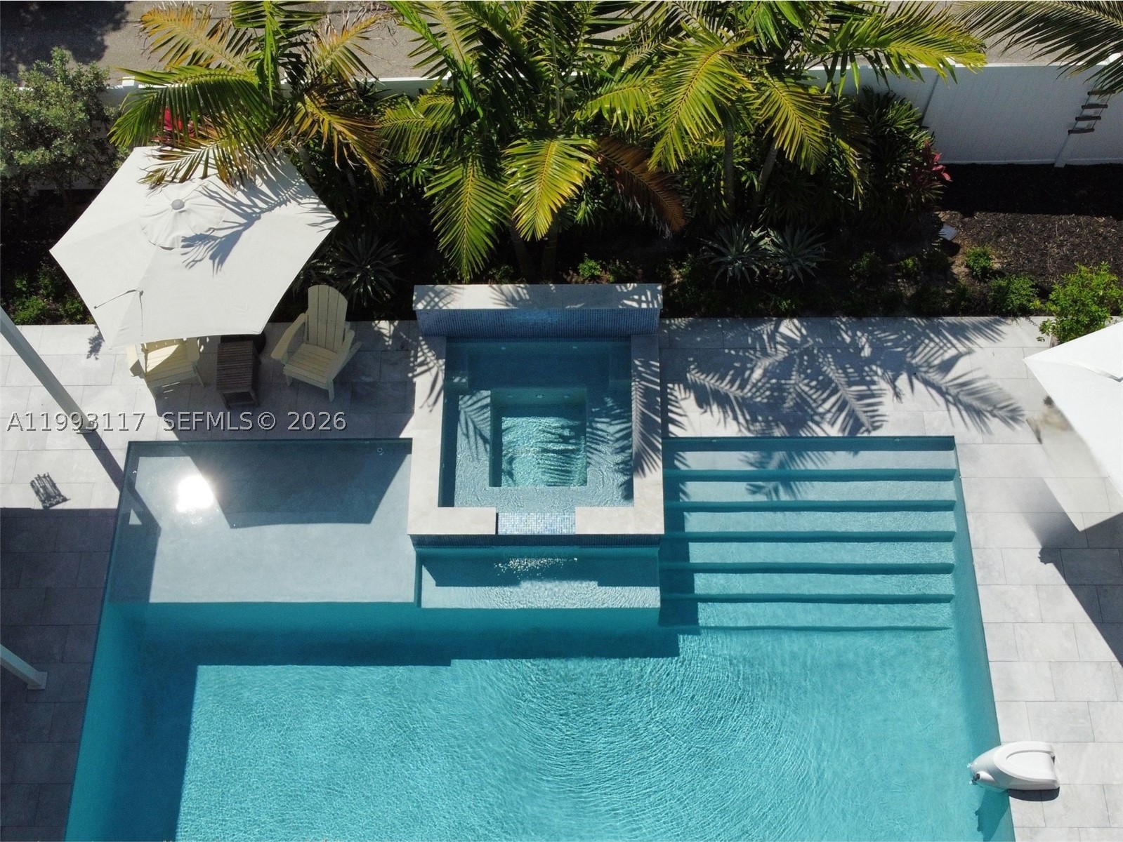 426 SE 3rd St, Dania Beach FL 33004