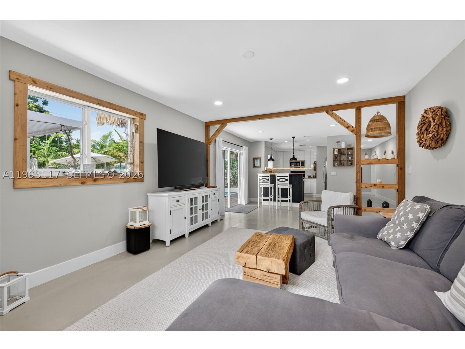 426 SE 3rd St, Dania Beach FL 33004
