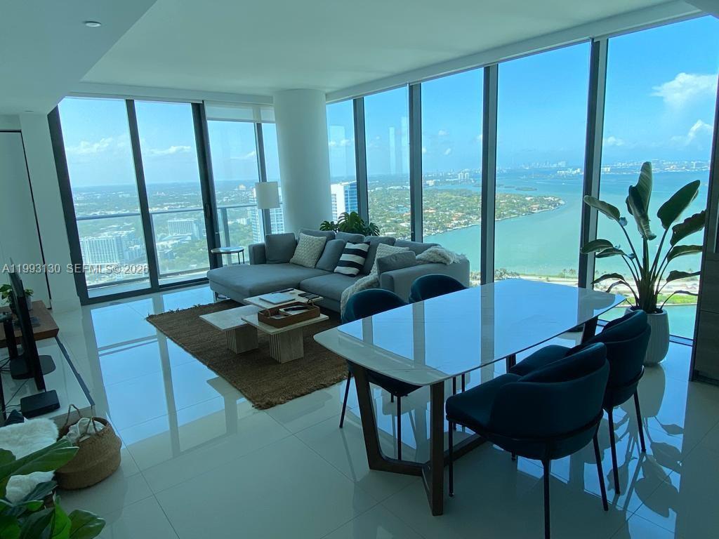 650 NE 32nd St #4308, Miami FL 33137