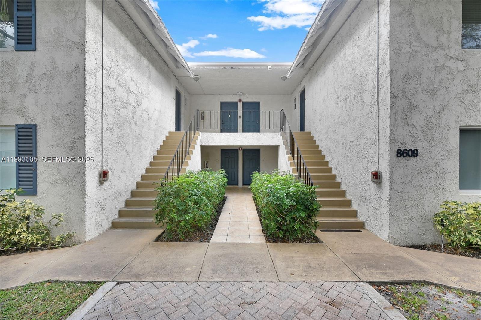 8609 SW 68th Ct #24, Pinecrest FL 33156