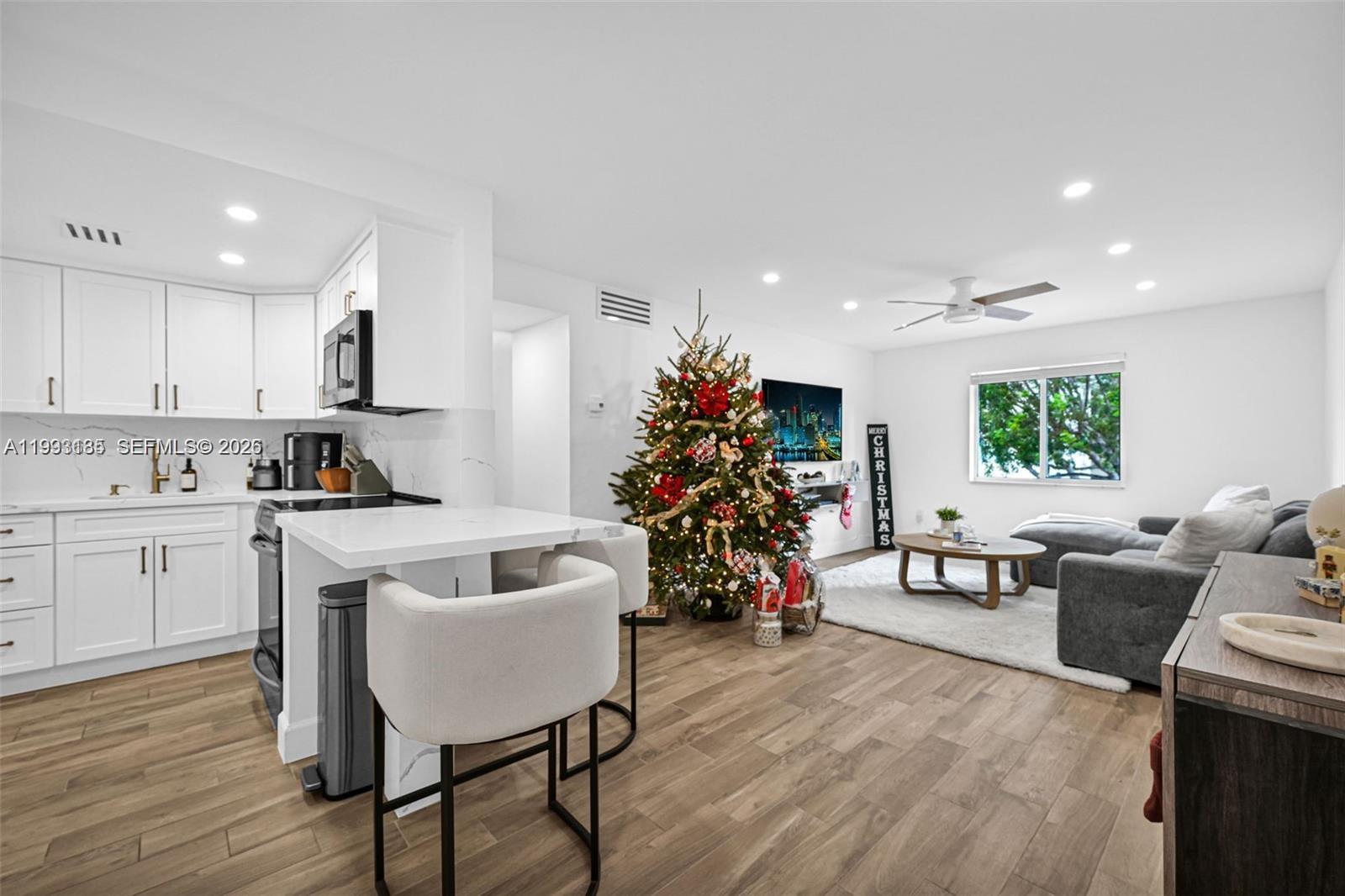 8609 SW 68th Ct #24, Pinecrest FL 33156
