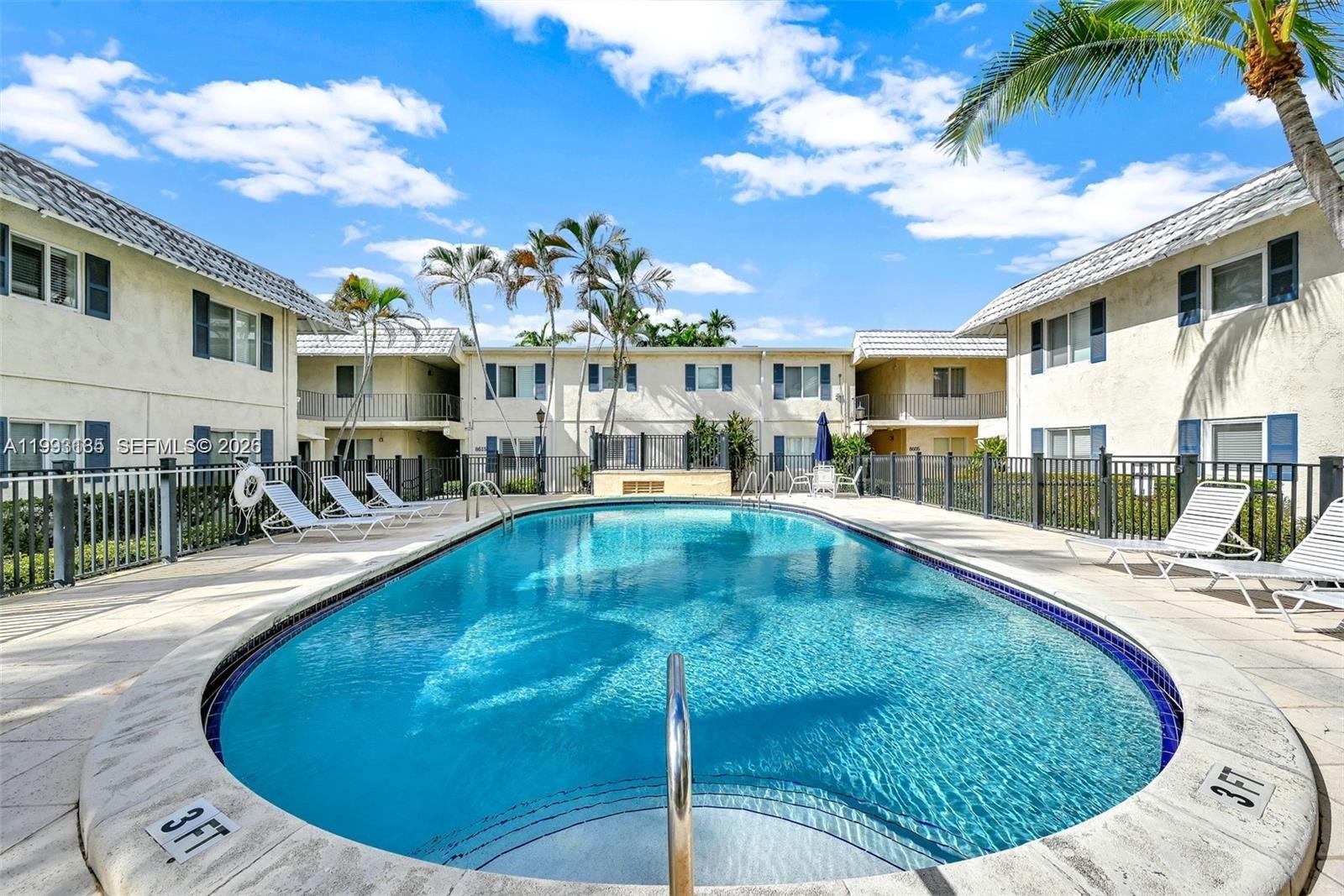 8609 SW 68th Ct #24, Pinecrest FL 33156