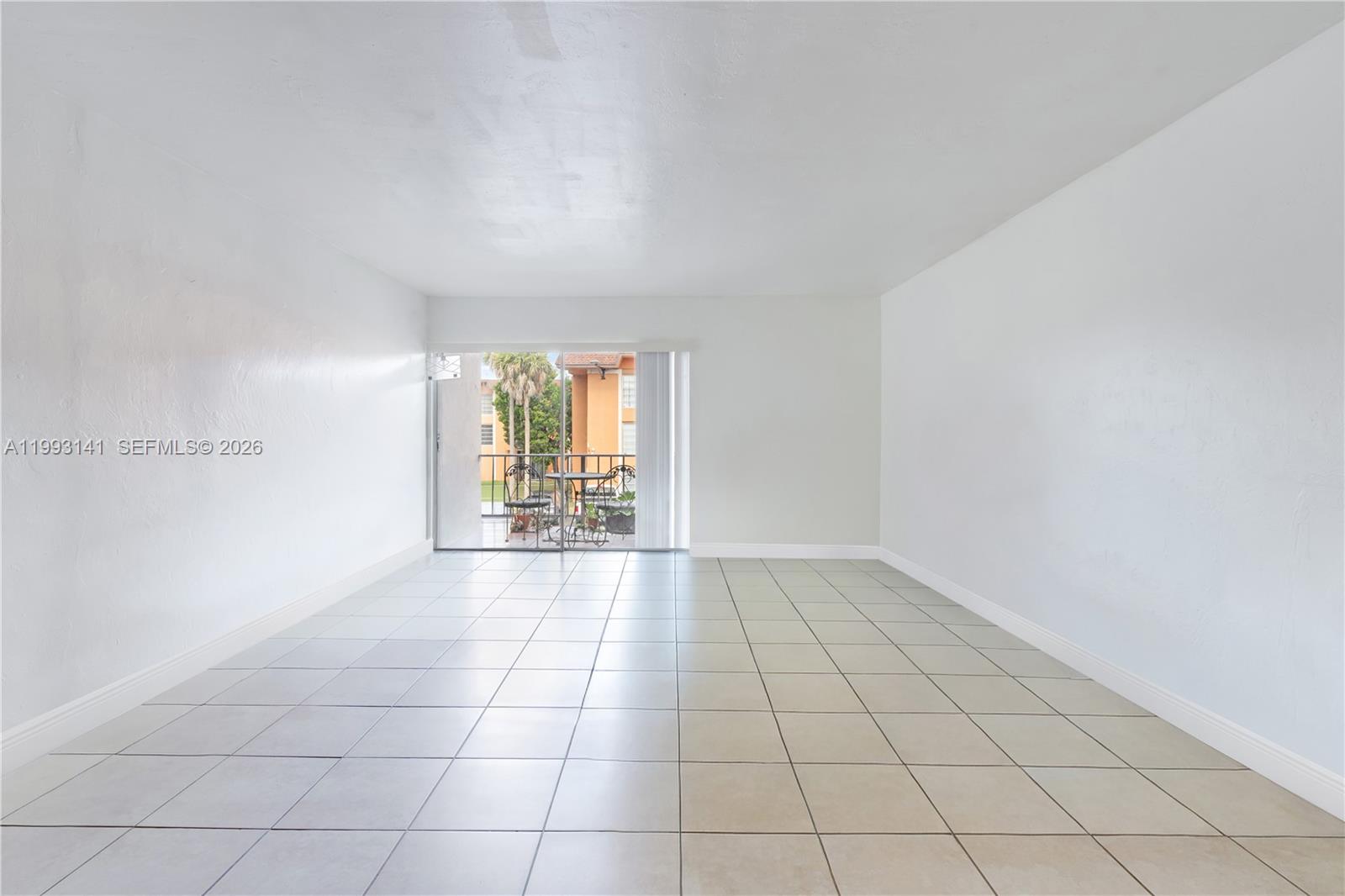 9423 SW 76th St #W21, Miami FL 33173