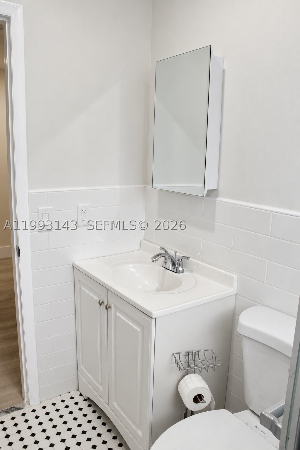 2194 SW 57th Ct #2194, Miami FL 33155