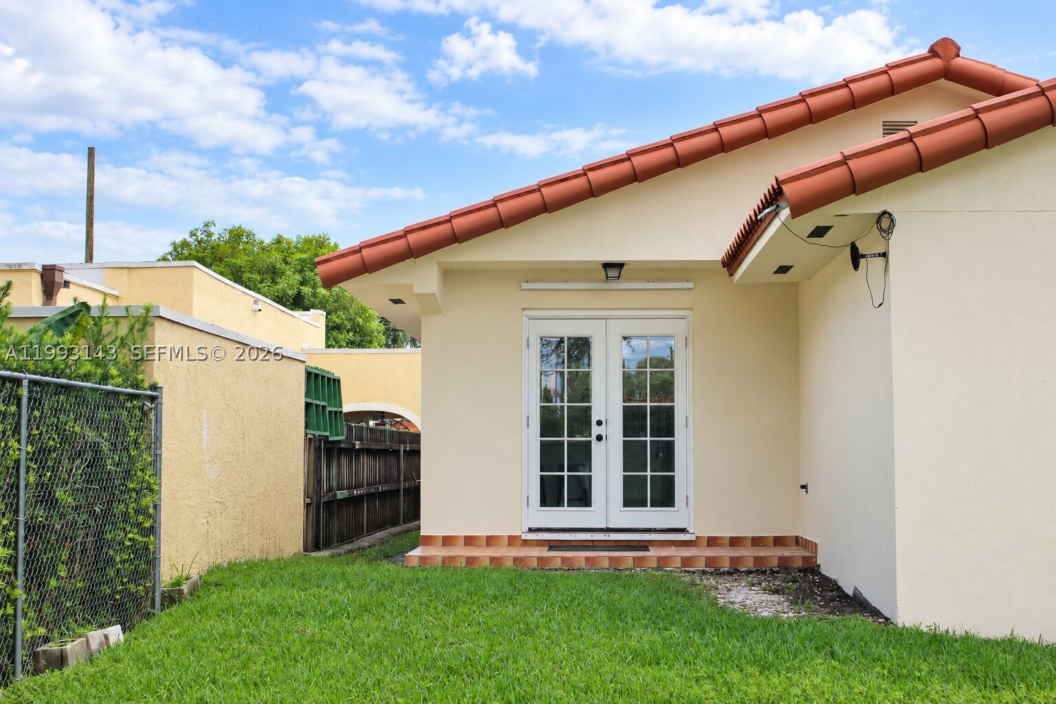 2194 SW 57th Ct #2194, Miami FL 33155