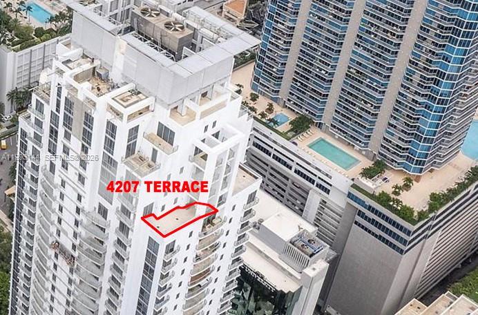 1060 Brickell Ave #4207, Miami FL 33131